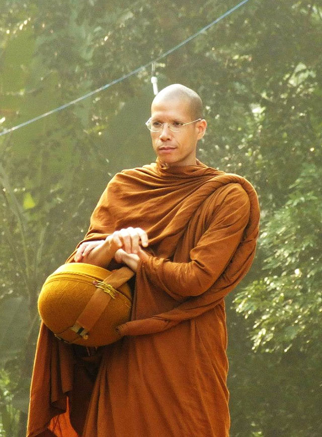 SuyNgam Ajahn 2